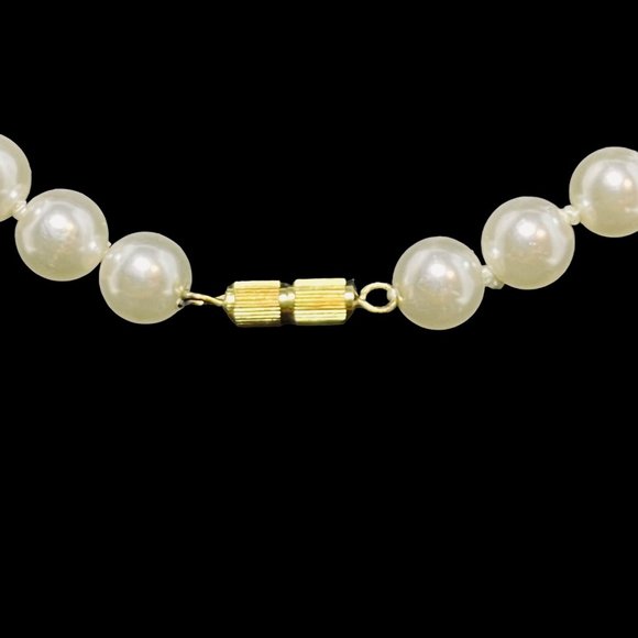 Vintage Faux Pearl Necklace (4858) - Picture 5 of 5